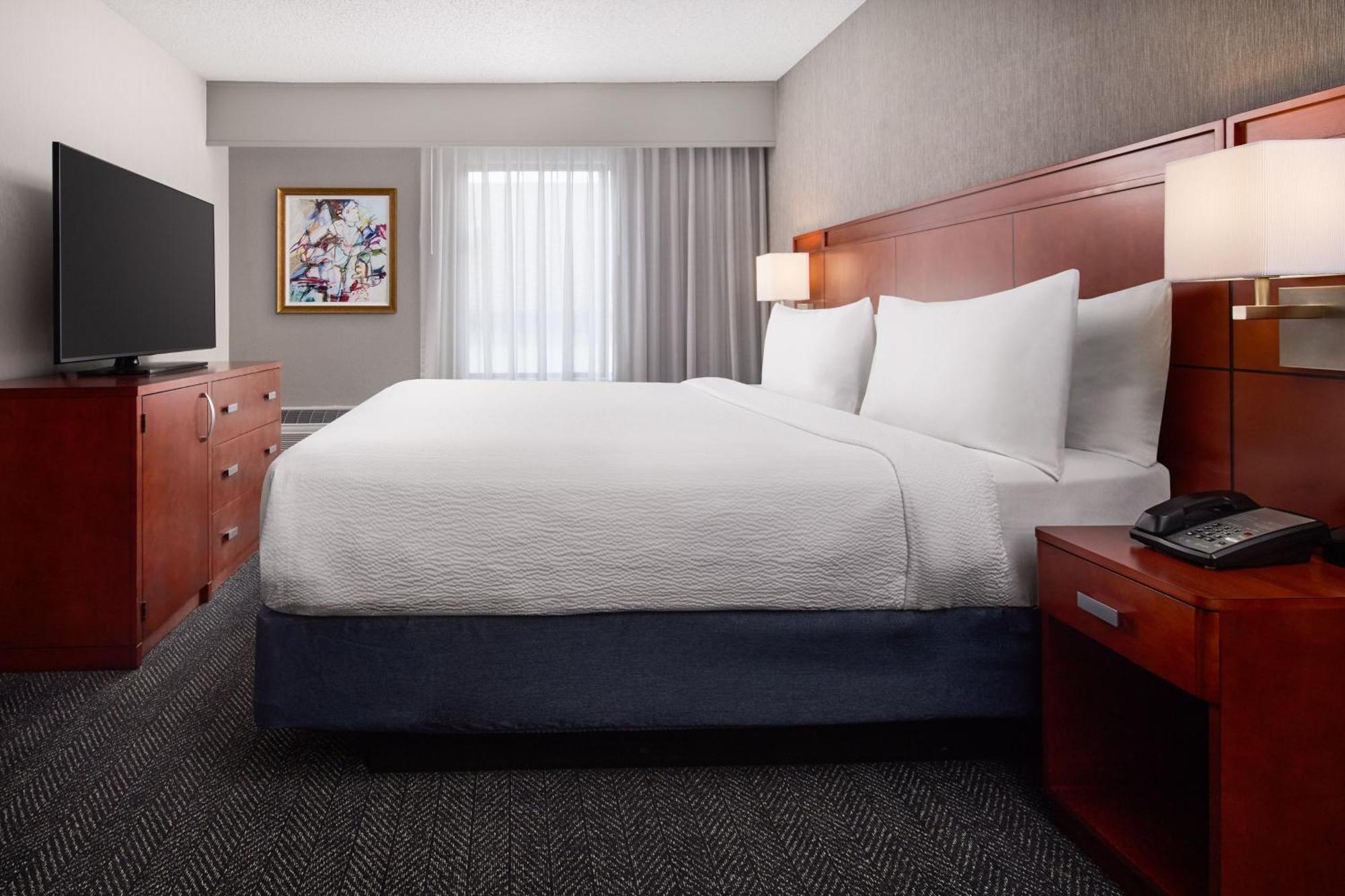 Courtyard By Marriott Fort Collins Eksteriør billede