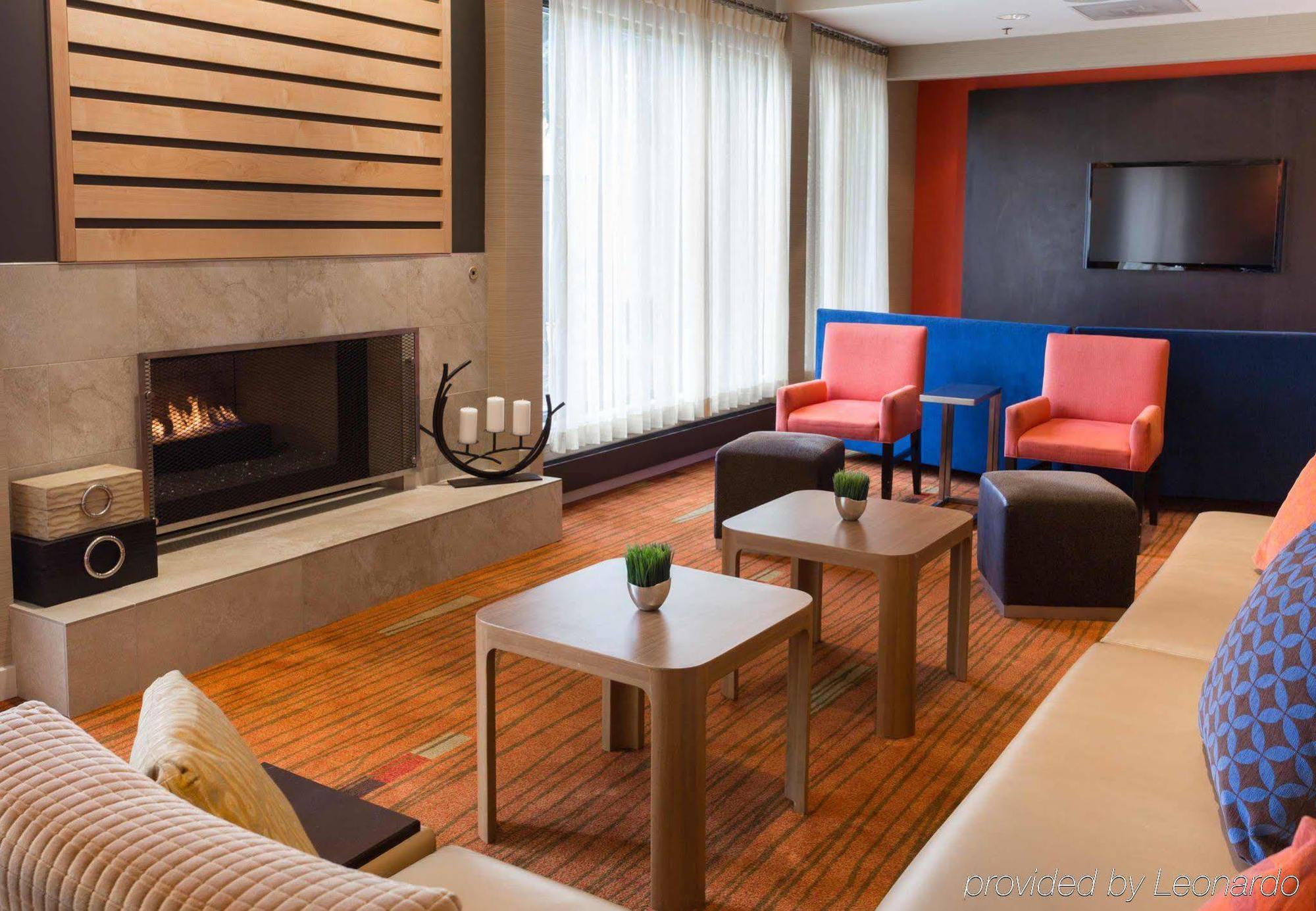 Courtyard By Marriott Fort Collins Eksteriør billede