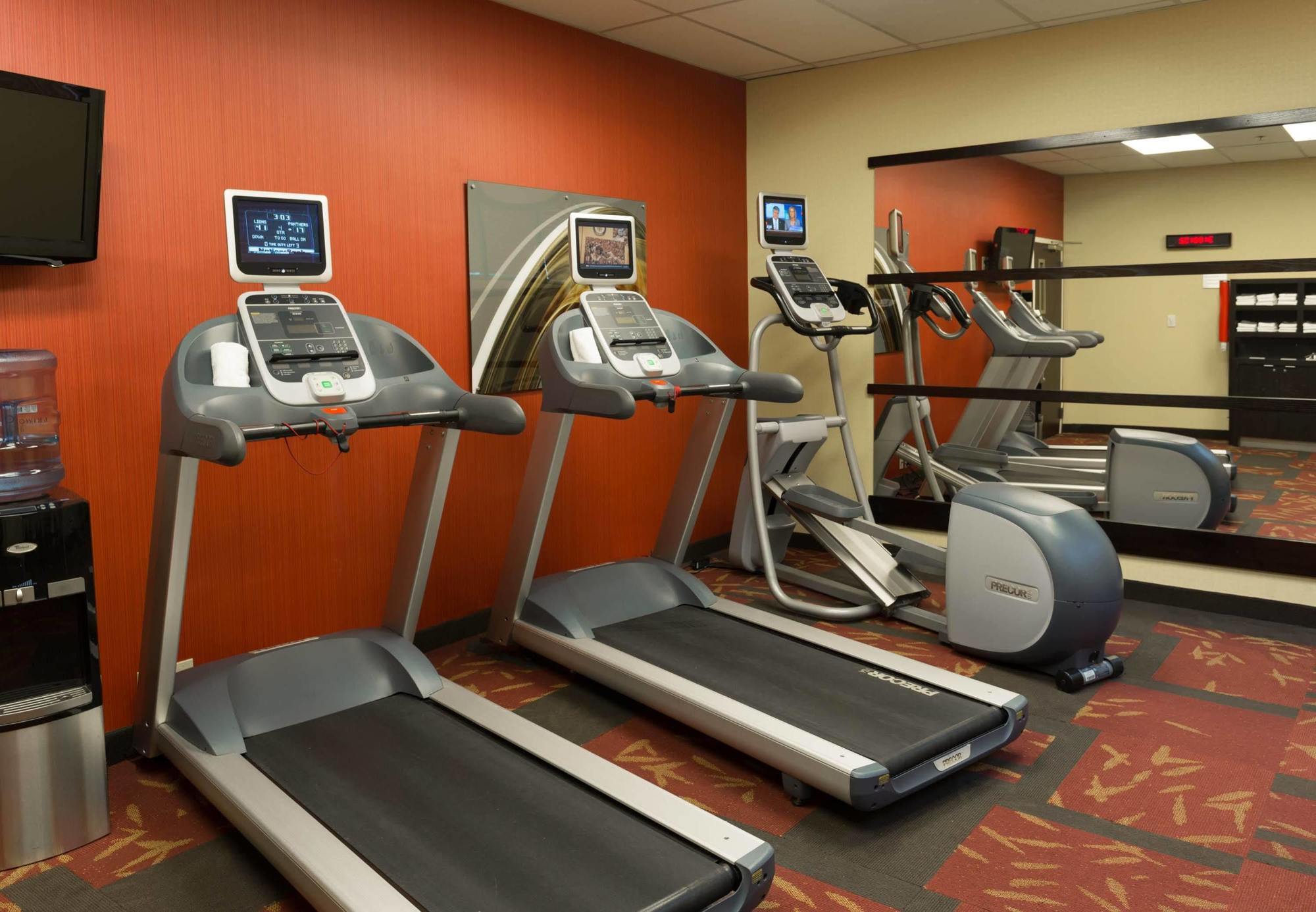 Courtyard By Marriott Fort Collins Eksteriør billede